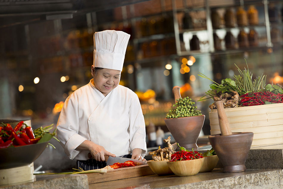 Savor Authentic Flavors And Learn How To Cook Thai Food At This Hotel Restaurant Abs Cbn News