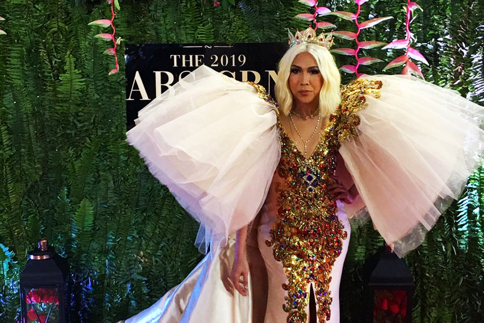 Vice Ganda wows with 'Carnival Queen' gown in ABS-CBN Ball 2019