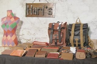 TINGNAN: Leather goods na gawa ng PWDs