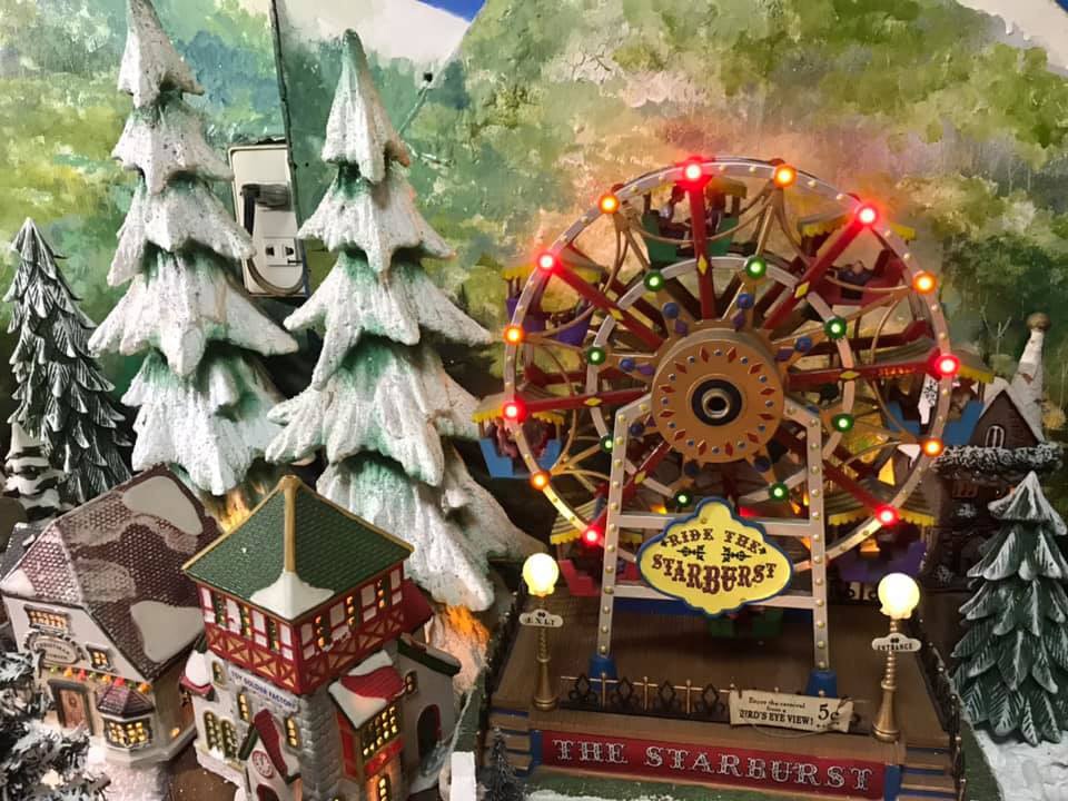 Miniature Christmas Village Set 