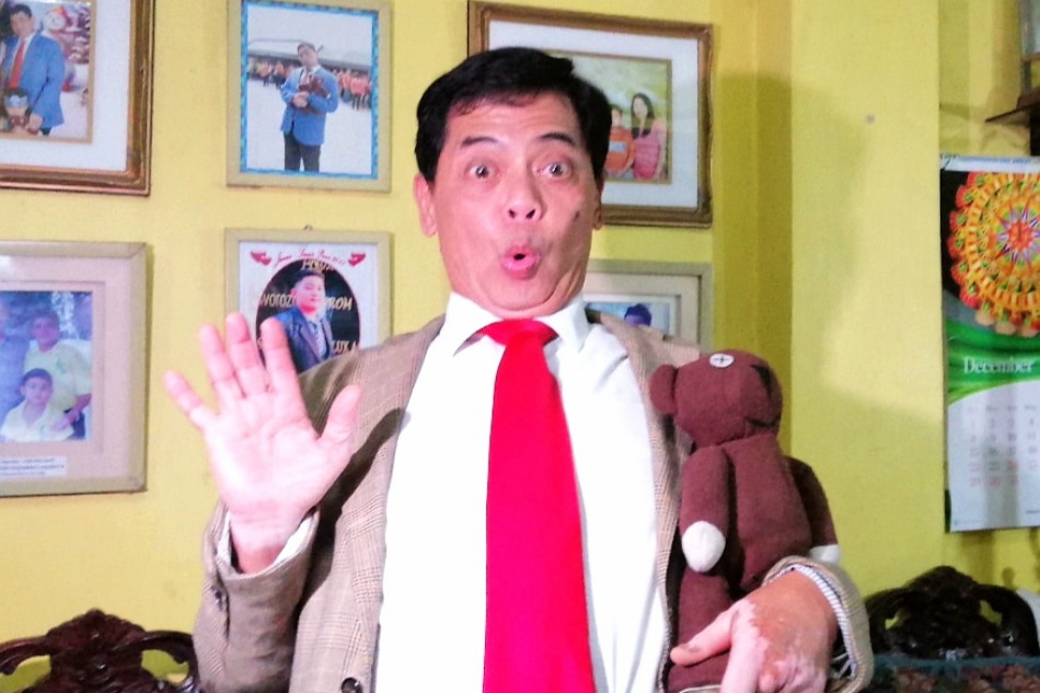 &#39;Filipino Mr. Bean&#39; brings joy to kids and a message of hope this Christmas 1