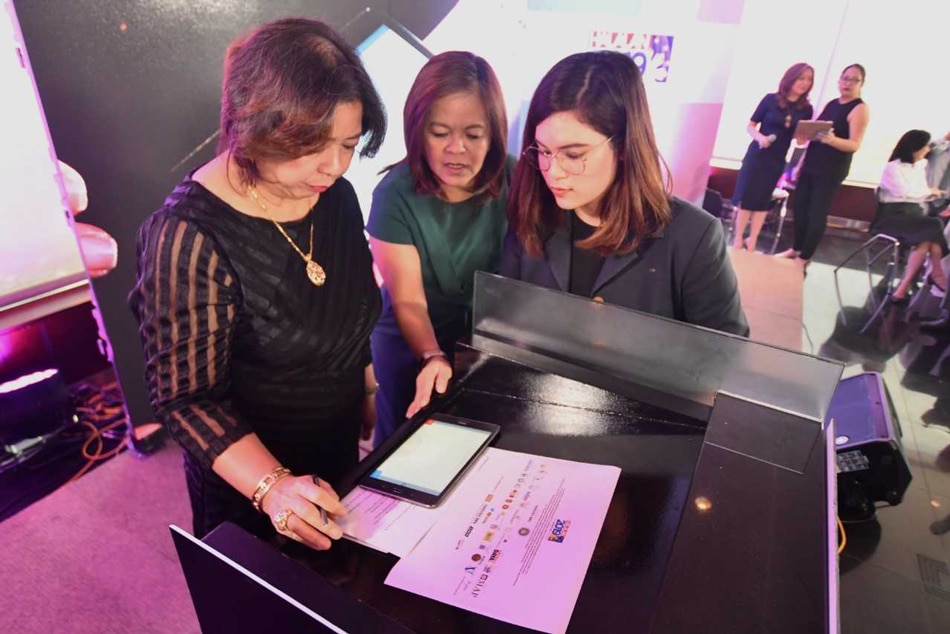 signs Halalan 2019 covenant with Comelec, partners 2