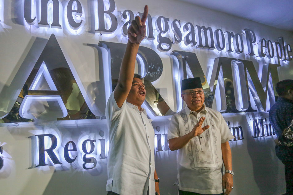 Bangsamoro transition leaders formally take over ARMM 1
