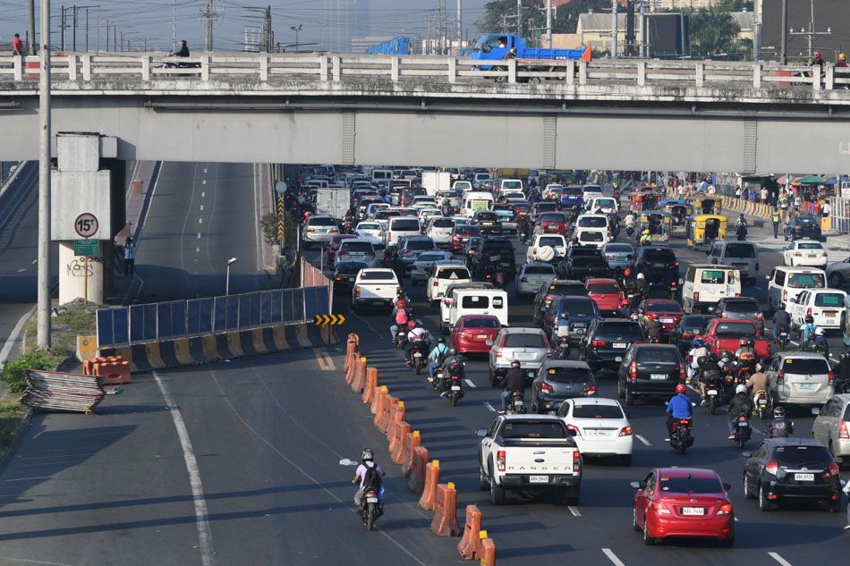 Heavy traffic due to flyover closure