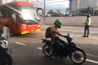 'Doble plaka' law: LTO tutok sa paggawa ng bagong license plates, hindi sa panghuhuli