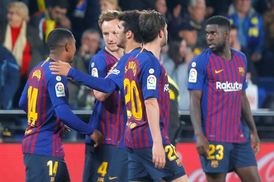 Football: Messi and Suarez late show rescues Barca in draw at ...