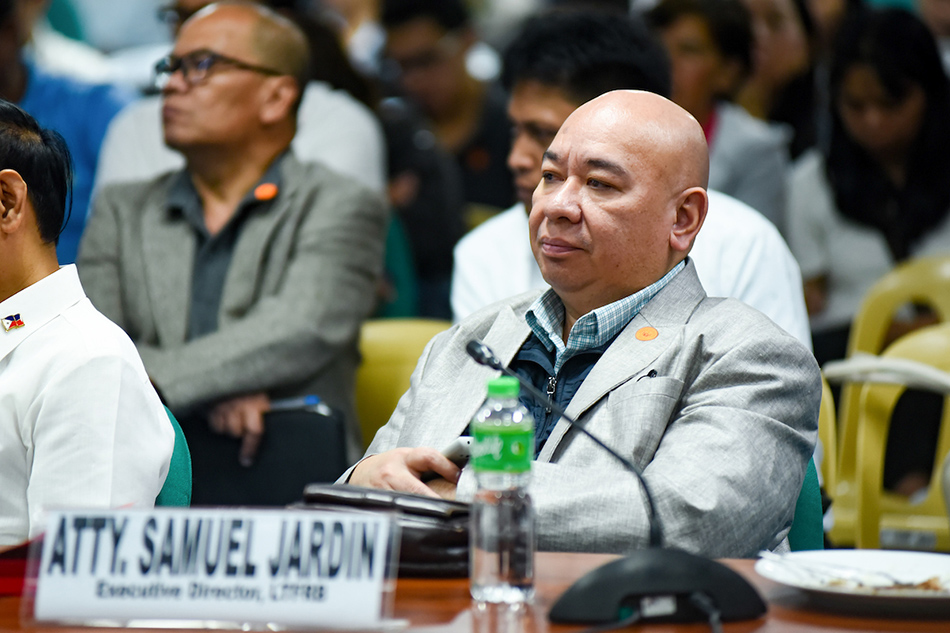 Suspended LTFRB exec decries bribery claims 1
