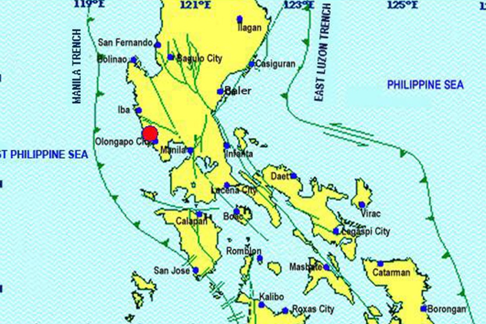 M6.1 quake hits Luzon 1