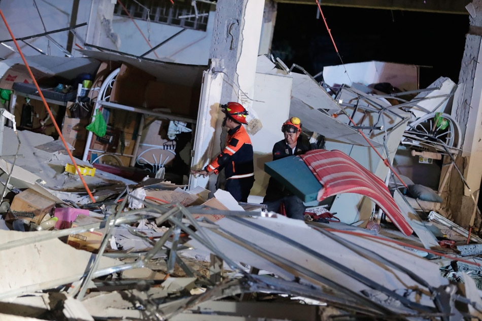 &#39;Lord, have mercy&#39;: Quake survivor recalls time in smashed Pampanga mart 1