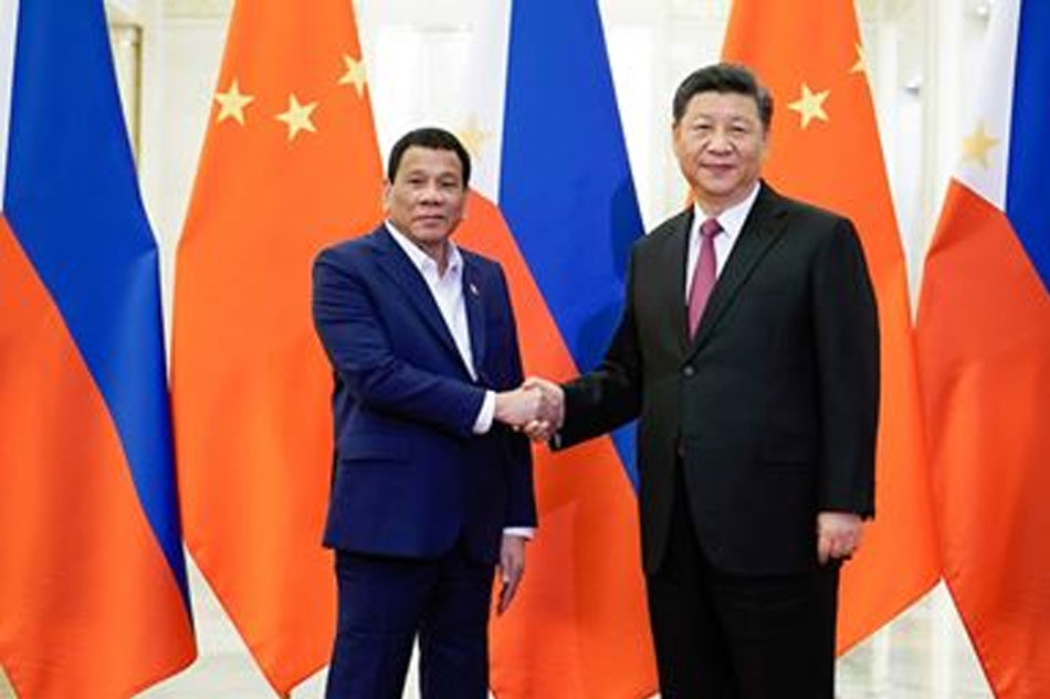 Duterte says loves China but asks: &#39;Is it right for a country to claim whole ocean?&#39; 1