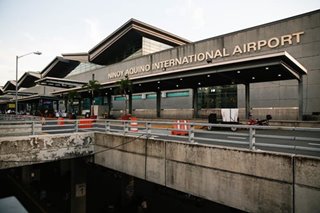 Chinese na stranded sa NAIA, ninakawan ng mga batang lansangan