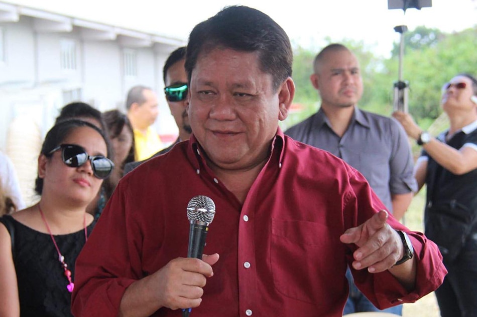 Cebu City gov't files charges vs Osmeña for stripping off fixtures from ...