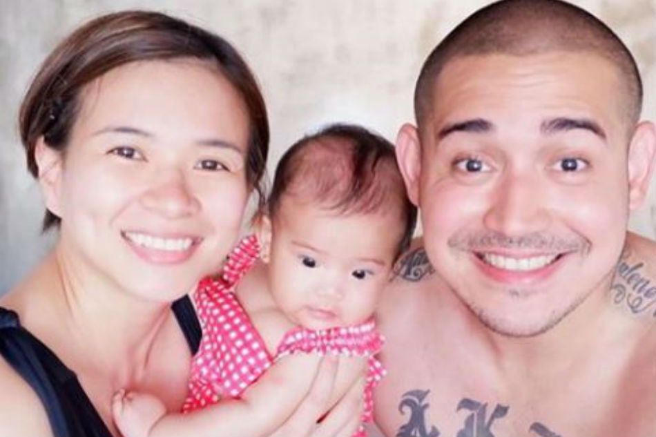 Lj Reyes Praises Paolo Contis For Being A Hands On Dad Abs Cbn News