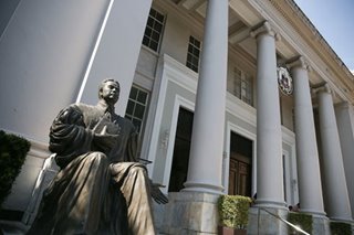 Who are the 4 SC justices vying for Chief Justice post?