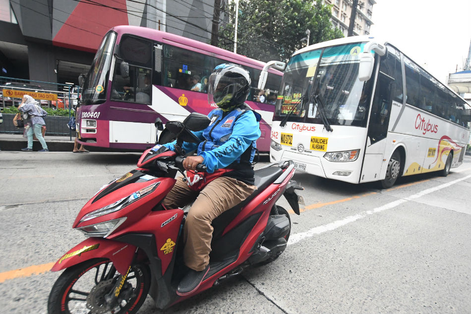 Motorcycle taxis beat metro gridlocks, satisfy milk tea cravings 1