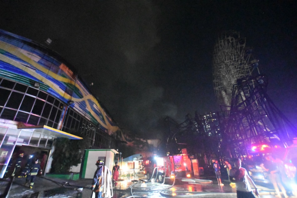 Fire hits Star City in Pasay 2