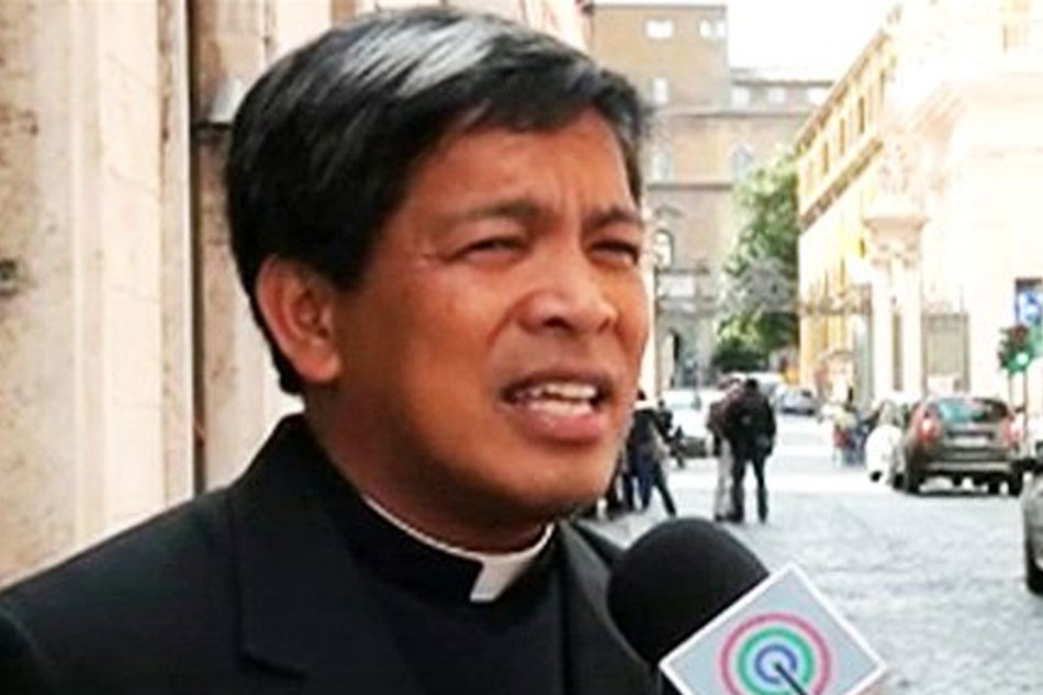 'Healing priest' barred in Malaybalay diocese | ABS-CBN News