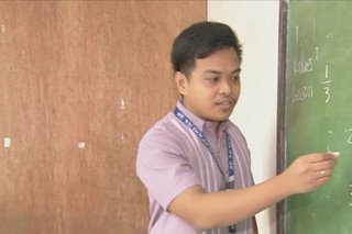 Mga guro sa private schools nananawagan ng umento
