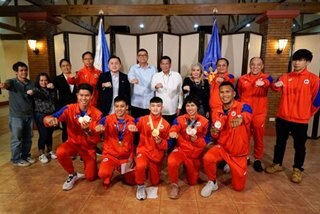 Duterte honors Pinoy athletes