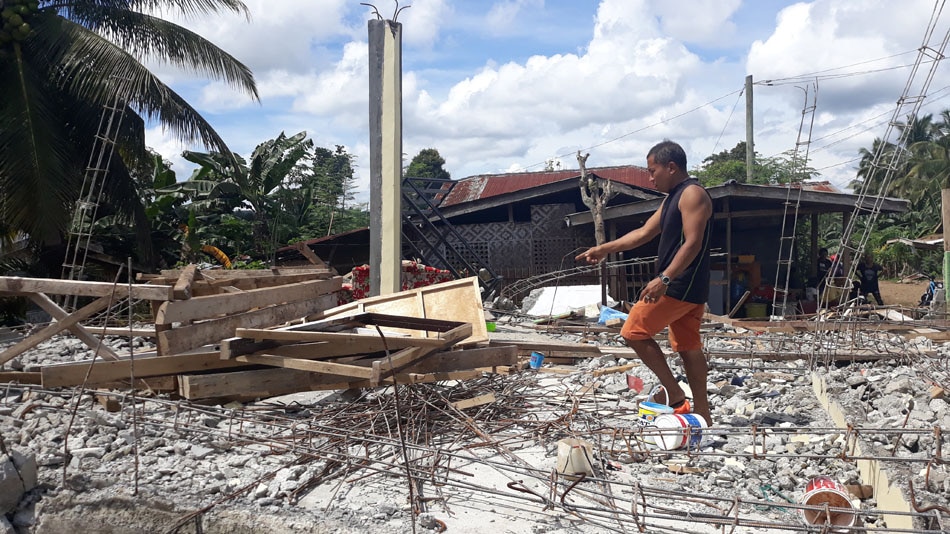 Cotabato, Davao Del Sur quake-hit towns get aid 3