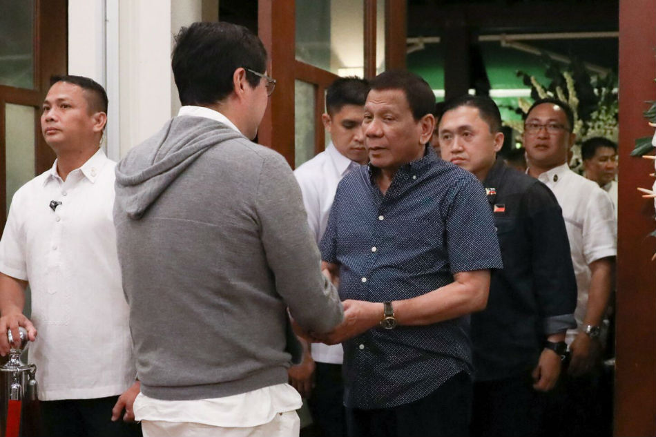 Duterte visits John Gokongwei, Bong Tan wakes 1