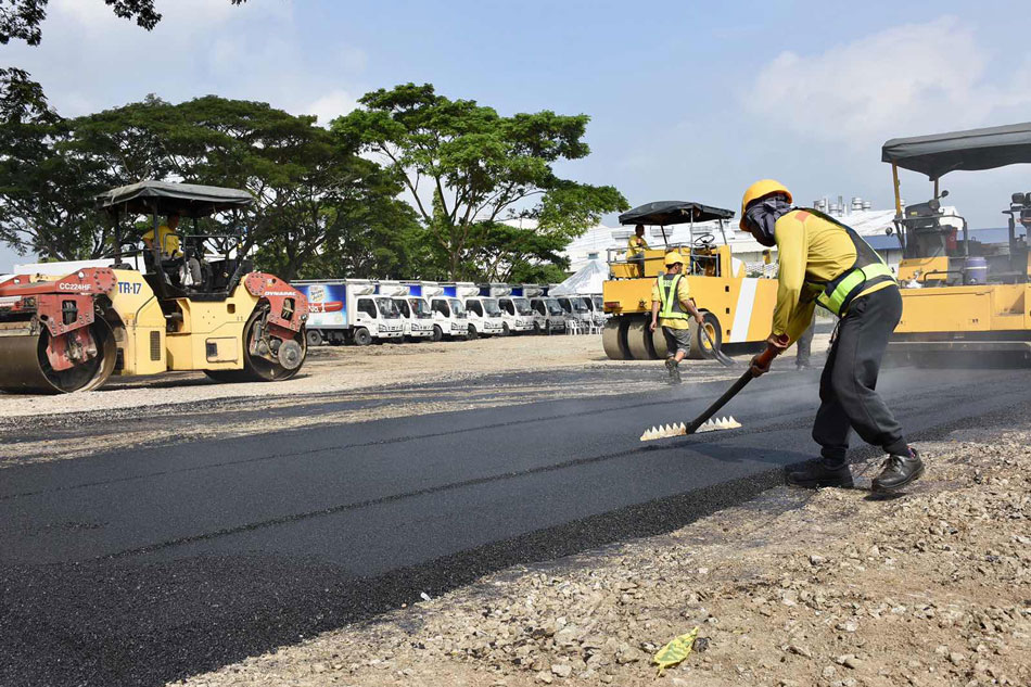 San Miguel uses asphalt made with recycled plastics in Cavite road project 1