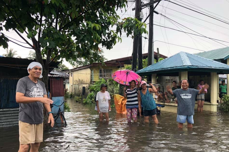 Floods inundate 5 villages in Silay City 1