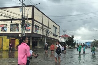 Communication lines restored, major roads passable in CamSur after storm