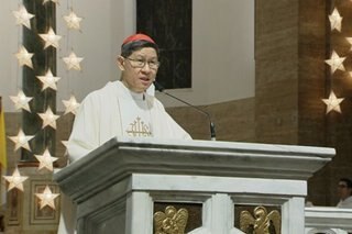 Cardinal Tagle, pinangunahan ang simbang gabi sa Manila Cathedral