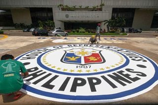 House employees get over P110,000 in bonuses