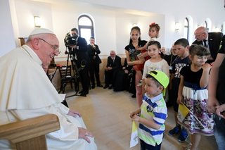 Pope asks forgiveness for historical mistreatment of Roma people