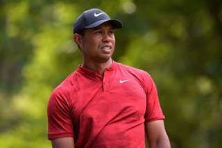 Golf: Tiger Woods undergoes knee surgery