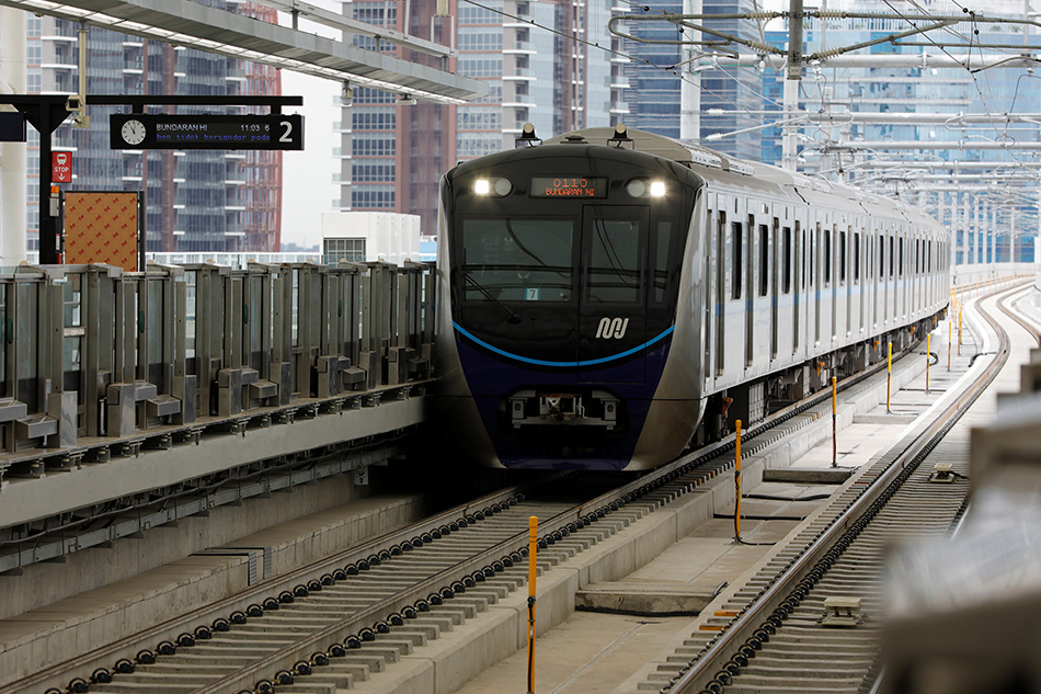 Traffic choked Jakarta  battles epic gridlock with new MRT  