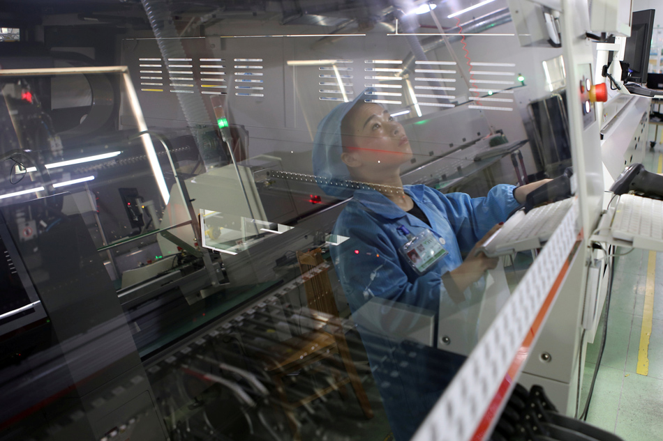 China's Q1 growth unexpectedly steadies, but too early to call recovery China's Q1 growth unexpectedly steadies, but too early to call recovery