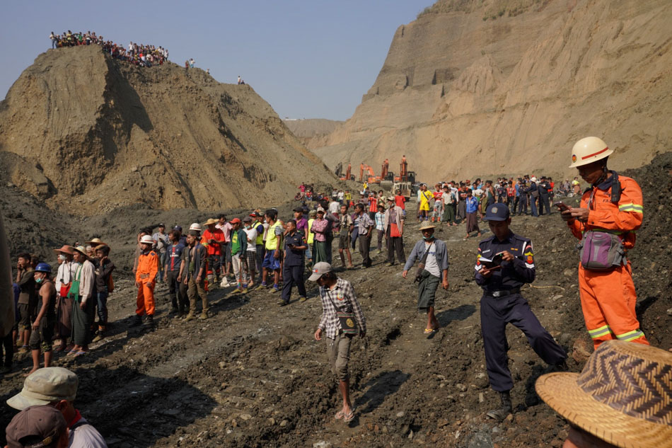 More than 50 feared killed in landslide at Myanmar jade mine | ABS-CBN News