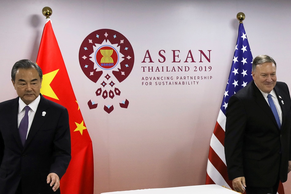 US top diplomat rips into China, urges ASEAN to trust in US 1