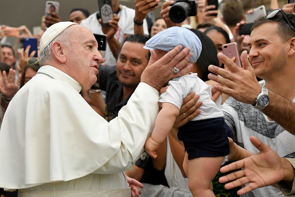 Spare civilians from war, Pope tells governments | ABS-CBN News