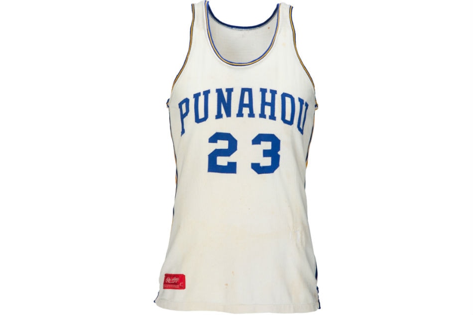 Obama basketball jersey sells for $120,000 1