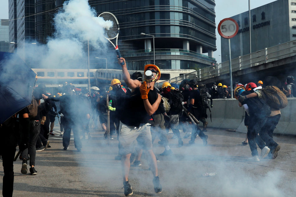 Hong Kong police arrest 29 as city returns to violence, further protests planned 1