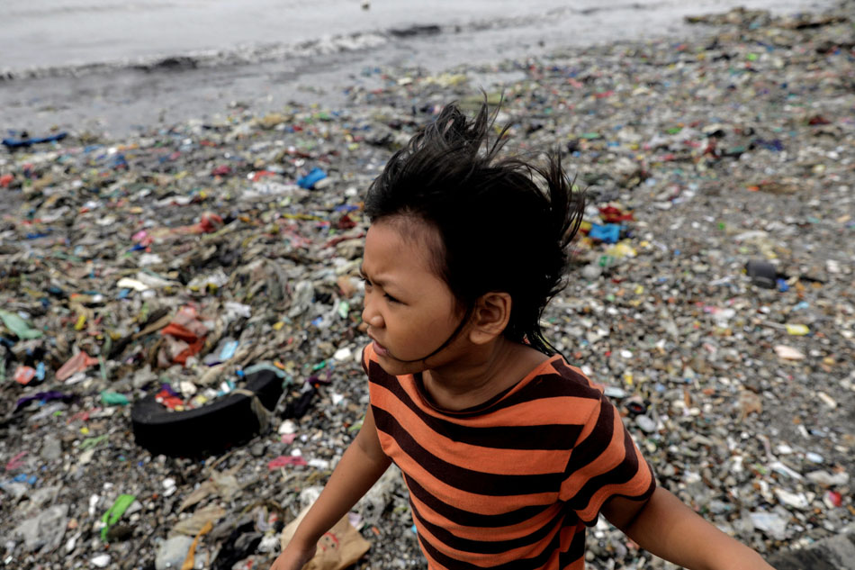 Slave to sachets: How poverty worsens plastics crisis in the Philippines 14