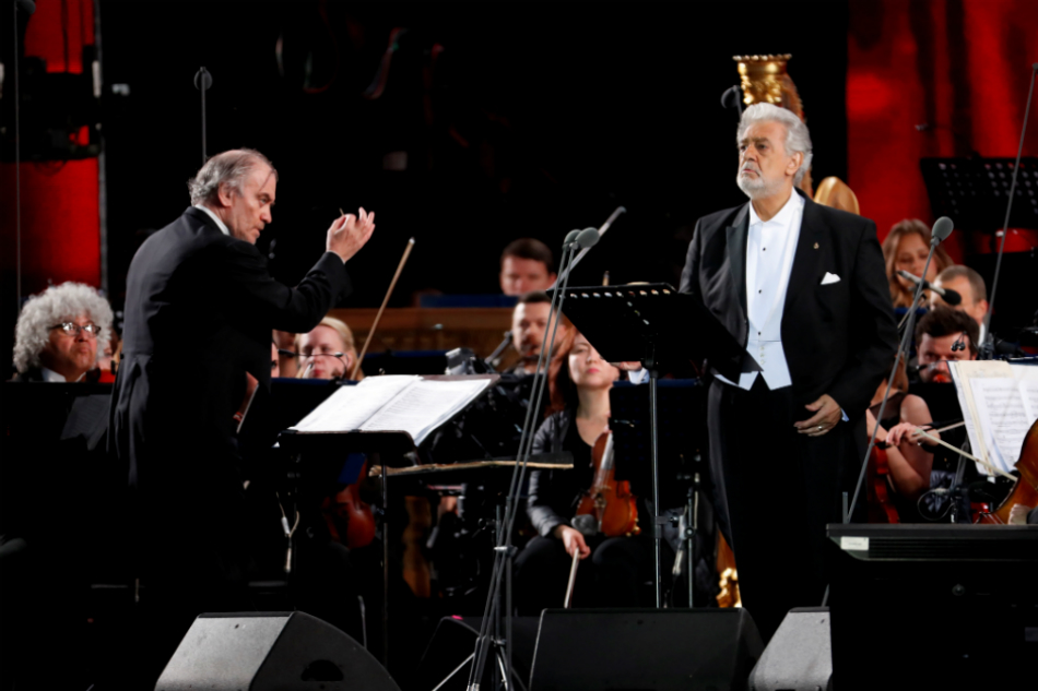 11 more women accuse tenor Placido Domingo of sexual misconduct | ABS ...