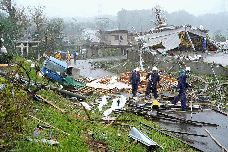 2 dead as Typhoon Hagibis batters Japan with &#39;unprecedented&#39; rain 2