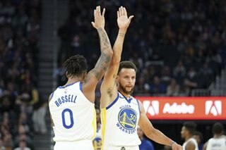 NBA: Steph Curry 'at his peak,' says Kerr