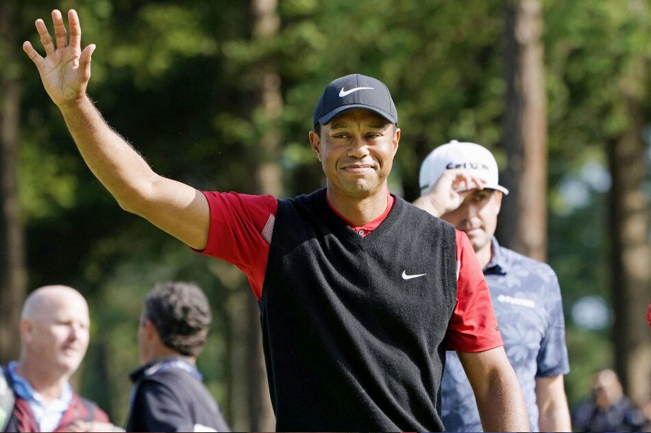 Golf: Tiger Woods secures record 82nd US PGA Tour win in Japan | ABS ...