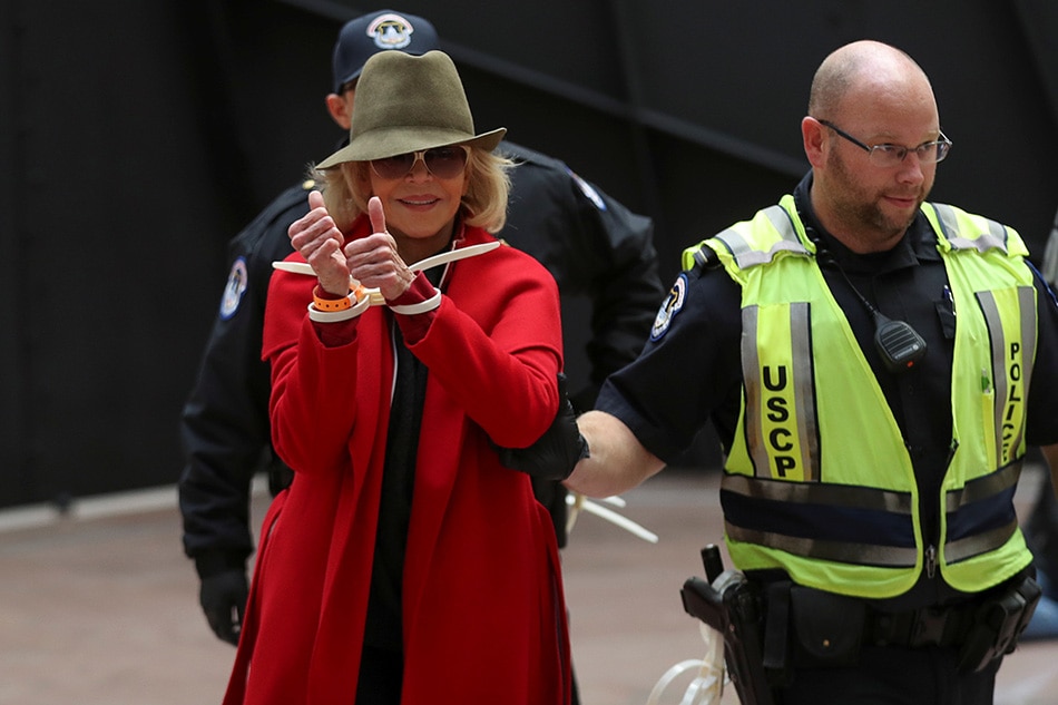 Jane Fonda Under Arrest Again In US Climate Protest ABS CBN News   20191101 Jane Fonda 