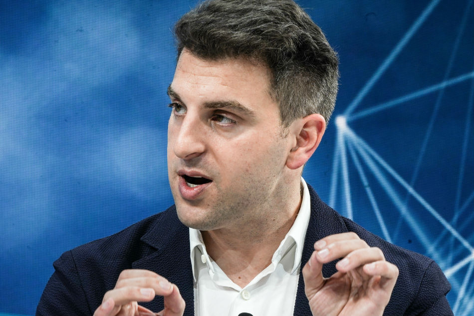  Airbnb CEO  pledges to verify all listings ABS CBN News