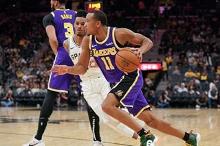 NBA: Lakers guard Bradley out at least 1-2 weeks with leg fracture