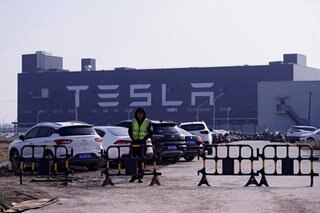 Tesla secures $1.29-B loan from Chinese banks for Shanghai factory
