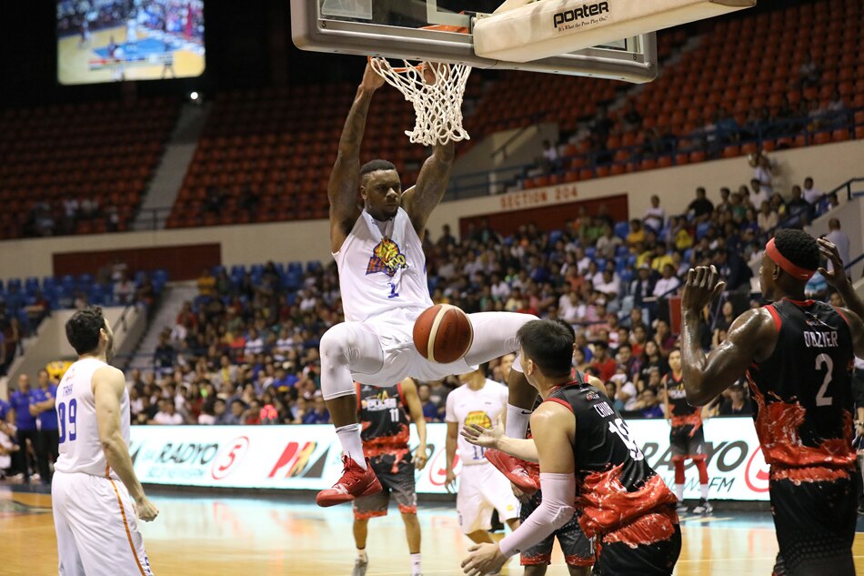 Phoenix's Wilson grabs the spotlight, earns PBA Player of the Week