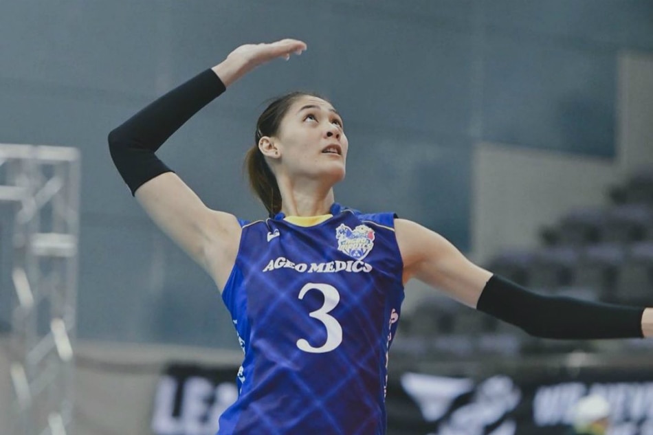 Volleyball: COVID-19 pandemic kept Jaja Santiago from switching leagues 1